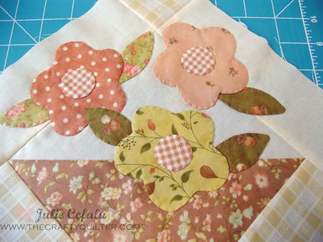 Turned Edge Applique @ The Crafty Quilter