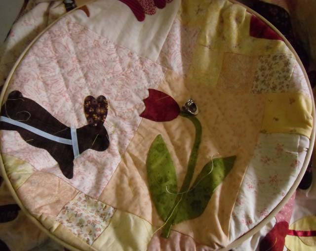 Bunny hand quilting