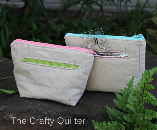 Exterior zipper pockets on my scrappy pouches.  Made by Julie Cefalu