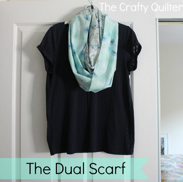 The Dual Infinity Scarf tutorial @ The Crafty Quilter
