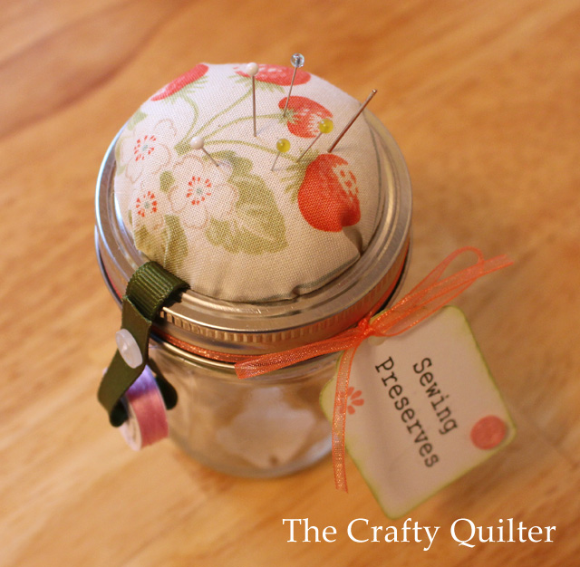 Mason Jar Sewing Kit @ The Crafty Quilter