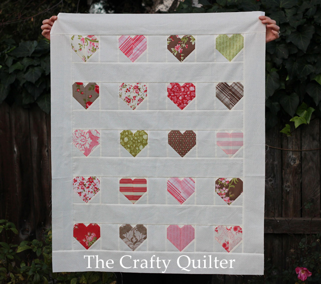 Simple Hearts made by Julie Cefalu @ The Crafty Quilter.  Original pattern and tutorial by Allison @ Cluck Cluck Sew.