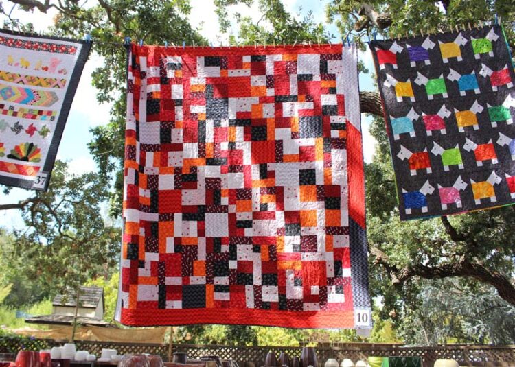 Quilting in the Garden, 2019.  Photo tour by Julie Cefalu @ The Crafty Quilter
