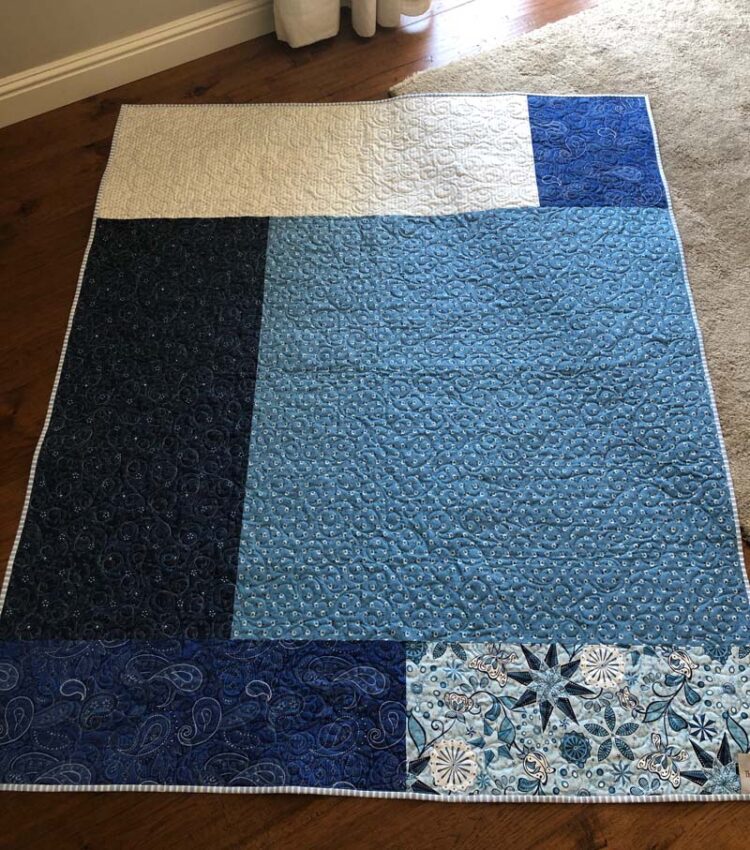 Quilt made by Julie Cefalu.  Designed by Terri of Sweet Treasures Quilting for her Kindness Project on Instagram.