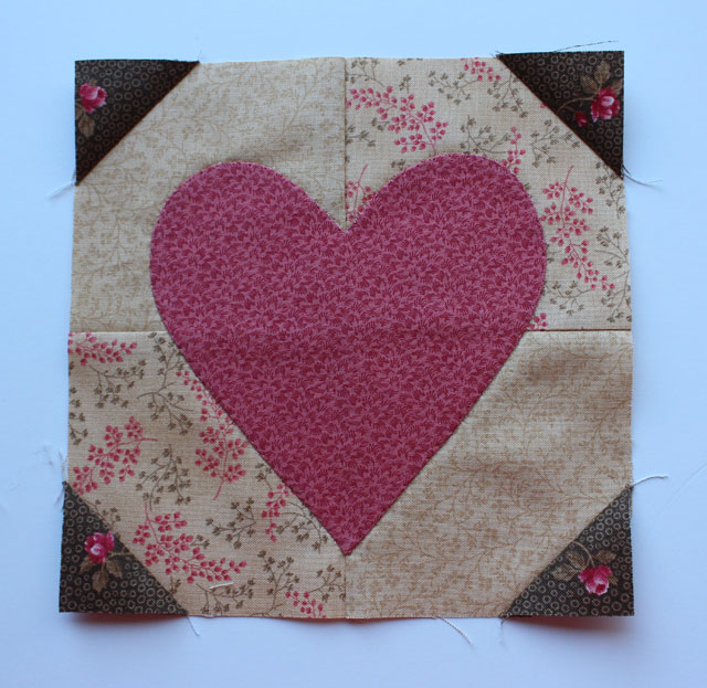 Hearts Aflutter Block made by Julie Cefalu