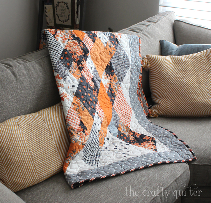 An elegant Halloween quilt