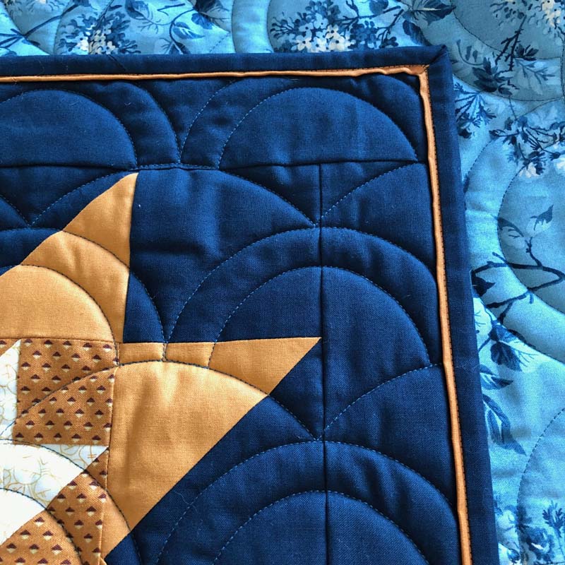 This detailed tutorial on how to make flanged quilt binding has it all including a pdf that you can download for future reference.