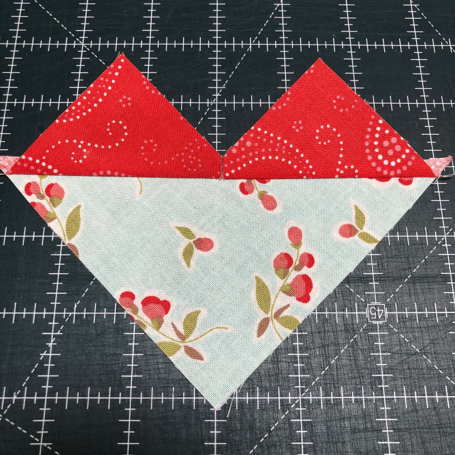 How to reduce bulk in 4-at-a-time flying geese - The Crafty Quilter