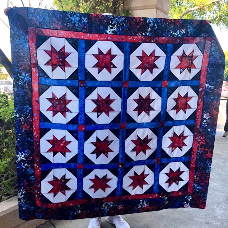 Sterling Quilt pattern by Julie Cefalu @ The Crafty Quilter.  Made by Cindy Reak.