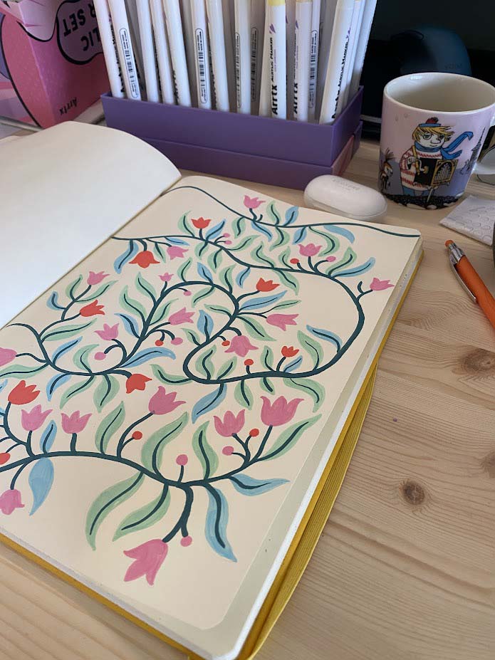 Example of sketching with markers in a notebook by Linn Warme